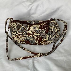 Vera Bradley Crescent Crossbody bag. Gently Used Excellent Condition.